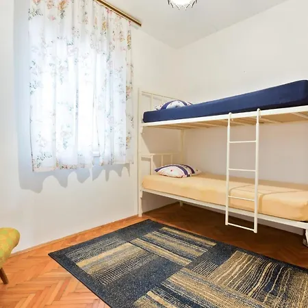 - 12749 Apartmán